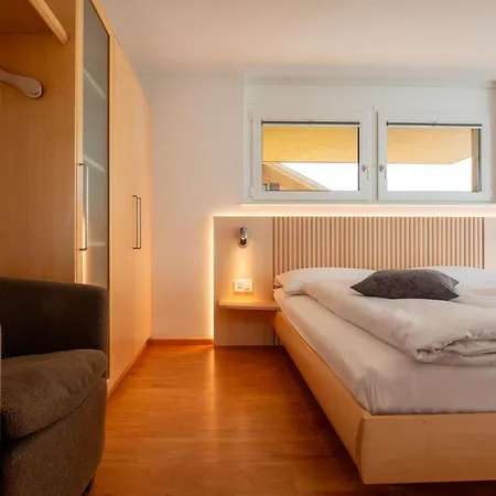 Dolce Appartement-fewo 4-bettwohnung Nadelhorn By Interhome * Saas-Fee