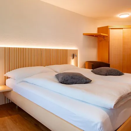 Apartment Dolce Appartement-fewo 4-bettwohnung Nadelhorn By Interhome