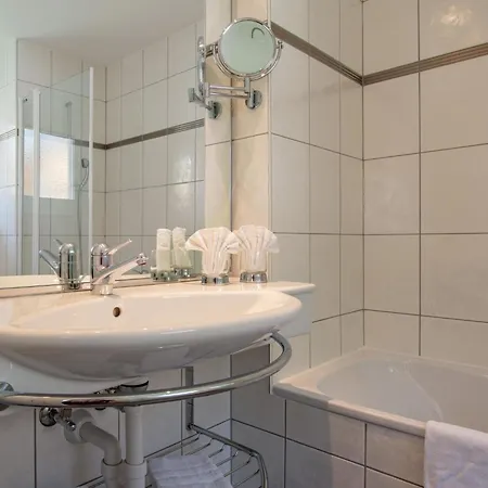 Apartment Dolce Appartement-fewo 4-bettwohnung Nadelhorn By Interhome